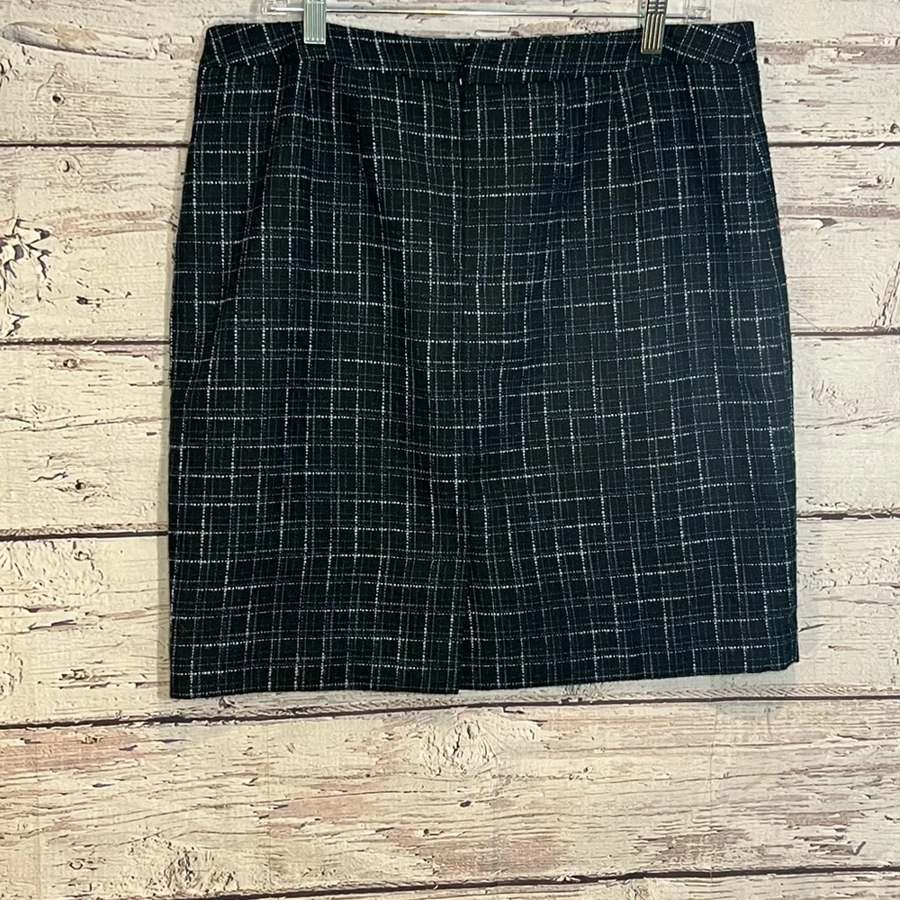 LOFT Skirt Tweed Black/Blue/Green-12 - Picture 4 of 4